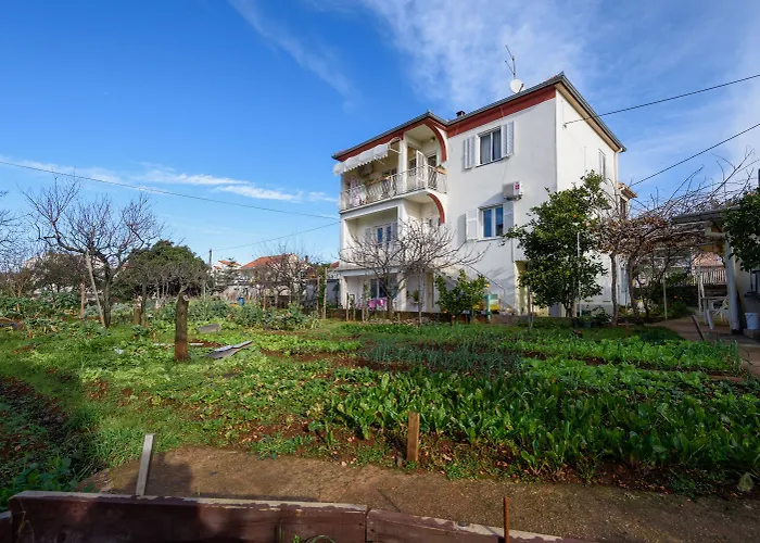 The Consists Of Two Bedrooms, A Bathroom, A Kitchen And A Living * Zadar